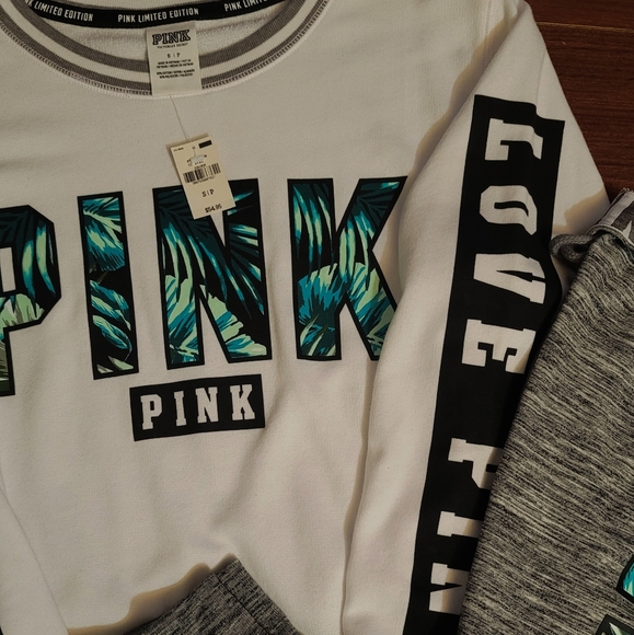 VS PINK NWT fern set - Picture 2 of 3